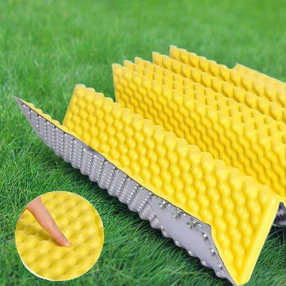 Matelas Camping - PortableCampingMat™ - Jaune - arrêt plein air